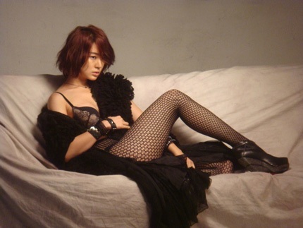 “Thái tử phi” Yoon Eun Hye gợi cảm với nội y - 7