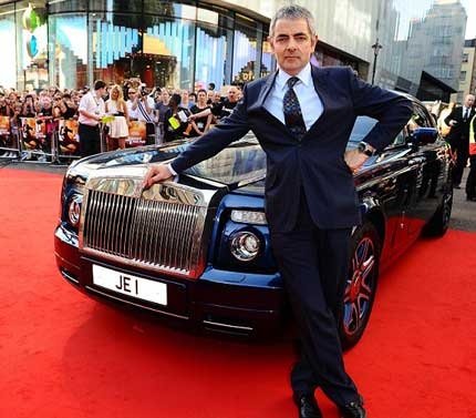 Vòng quanh thế giới giải trí ngày 3/10 - 8