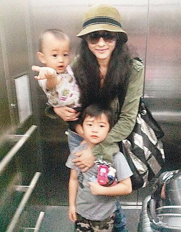 Tạ Đình Phong khen ngợi vợ cũ - 1