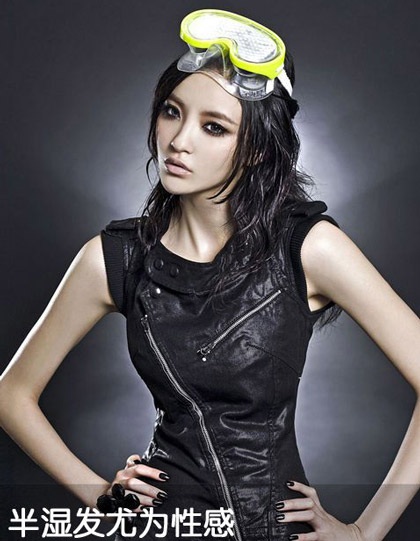 Loạt ảnh “nóng” gây xôn xao của “thiên thần gợi cảm” Lưu Vũ Hân - 2