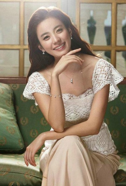 Người đẹp “Đông Yi”: Lúc dịu dàng, khi dữ dội… - 3 Người đẹp “Đông Yi”: Lúc dịu dàng, khi dữ dội… - 3