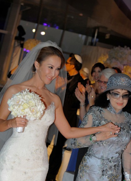 “Đột nhập” tiệc cưới 20 triệu đô của Coco Lee - 7