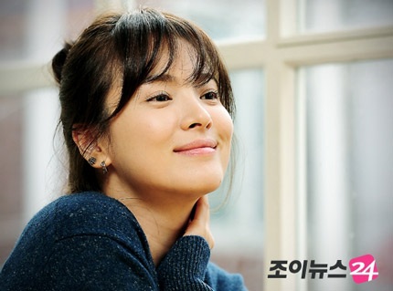Song Hye Kyo: “Tôi hiểu mình đang già đi” - 1