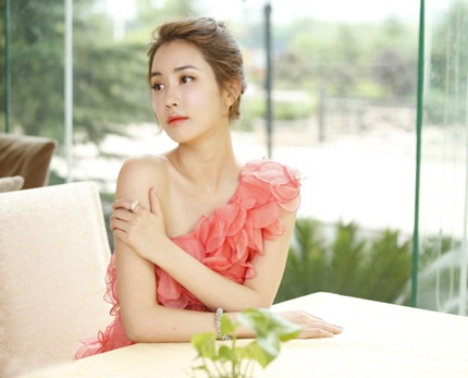 Nữ diễn viên Lee Da Hae khoe dáng vóc siêu mẫu - 13