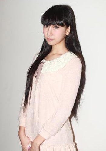 Bạn gái tuổi teen của Trần Quán Hy “lộ” ảnh nude - 2 Bạn gái tuổi teen của Trần Quán Hy “lộ” ảnh nude - 2