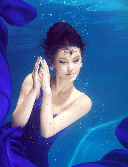 Ấn tượng với bộ ảnh dưới nước của người đẹp Hoa ngữ - 8