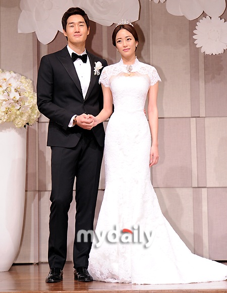 Sao Hàn kéo nhau đi dự đám cưới của Kim Hyo Jin và Yoo Ji Tae - 16