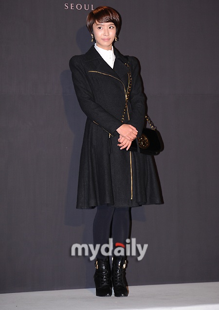 Sao Hàn kéo nhau đi dự đám cưới của Kim Hyo Jin và Yoo Ji Tae - 25