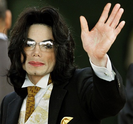 Gia đình không hài lòng với án phạt cho bác sĩ tư của Michael Jackson - 1