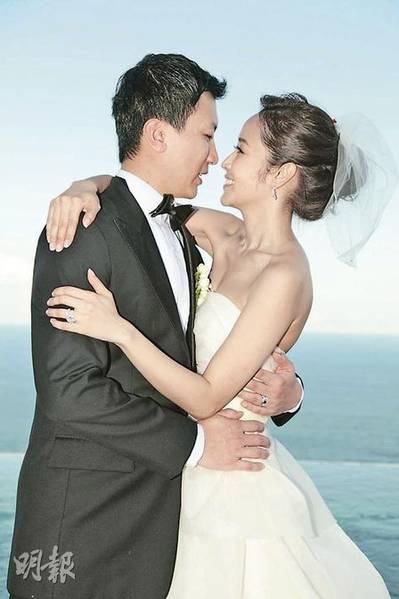 Những đám cưới “rình rang” của làng giải trí Hoa ngữ trong năm 2011 - 7 Những đám cưới “rình rang” của làng giải trí Hoa ngữ trong năm 2011 - 7