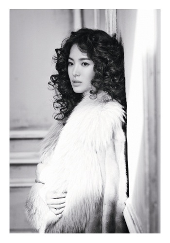 Song Hye Kyo: Tóc xoăn quyến rũ - 12 Song Hye Kyo: Tóc xoăn quyến rũ - 12