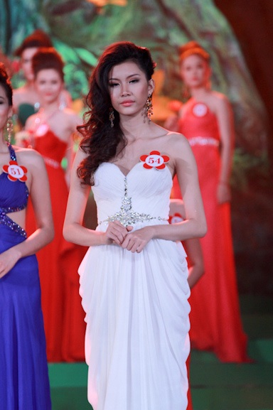 Nhìn lại đêm chung kết nhiều sắc màu - 12 Nhìn lại đêm chung kết nhiều sắc màu - 12