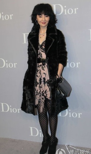 Phạm Băng Băng rực rỡ váy vàng, Triệu Vy duyên dáng khoe vai trần  - 20