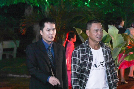 Bất chấp mưa lớn, “sao” tới dự lễ bế mạc LHP lần thứ 17 - 12