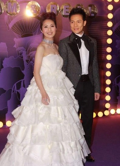 Vợ chồng diva Hồng Kông Dương Thiên Hoa đã có “tin vui” - 2