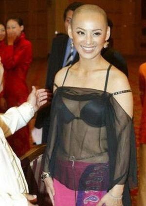 Khi “sao” mắc lỗi với trang phục  - 8