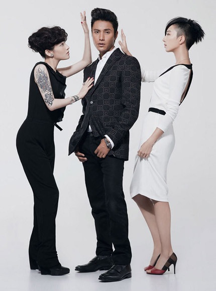 Ánh nhìn hút hồn của Trần Khôn - 1