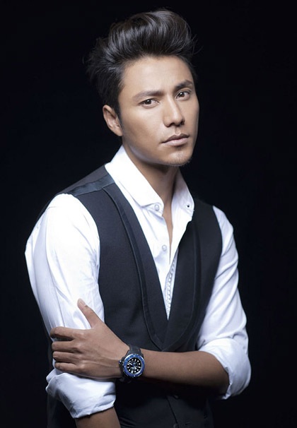 Ánh nhìn hút hồn của Trần Khôn - 7