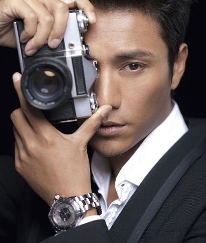 Ánh nhìn hút hồn của Trần Khôn - 8