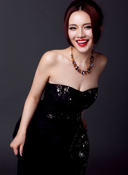 Những thân hình “rực lửa” của làng giải trí Hoa ngữ - 21