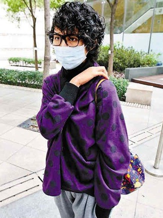 Mẹ nữ diễn viên Thái Thiếu Phân nghiện cờ bạc - 1 Mẹ nữ diễn viên Thái Thiếu Phân nghiện cờ bạc - 1