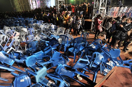 Gần 70 người bị thương tại liveshow Vương Phi - 3 Gần 70 người bị thương tại liveshow Vương Phi - 3