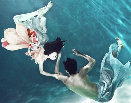 Phạm Văn Phương và Đổng Khiết khoe ảnh “nóng” với chồng - 16