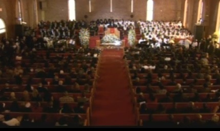 Tang lễ Whitney Houston ngập tràn tình yêu thương - 15