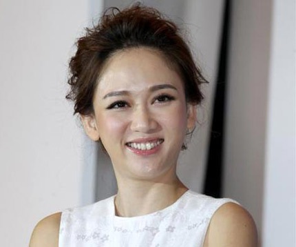 Những mỹ nhân mặt bỗng sưng vù vì phẫu thuật thẩm mỹ - 11