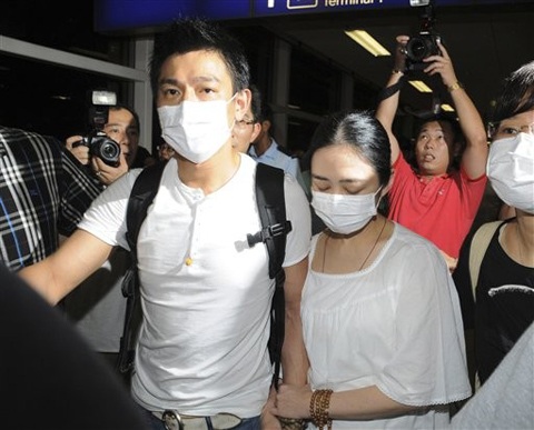 Vợ chồng Lưu Đức Hoa sẽ có “quý tử” - 2