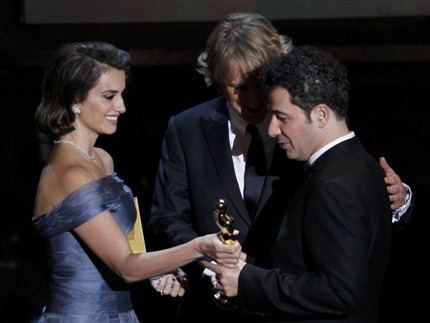 Meryl Streep nhận giải Nữ diễn viên chính xuất sắc nhất - 10