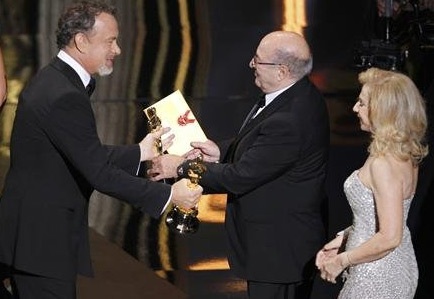 Meryl Streep nhận giải Nữ diễn viên chính xuất sắc nhất - 8