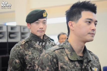 Hình ảnh nóng hổi về Bi (Rain) tại Hà Nội ngày 20/3