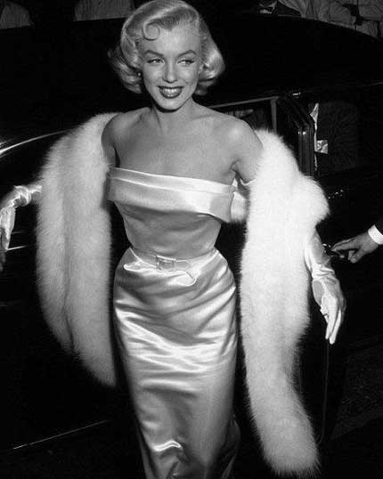 Những bức hình đen trắng độc của “biểu tượng sex” Marilyn Monroe - 3 Những bức hình đen trắng độc của “biểu tượng sex” Marilyn Monroe