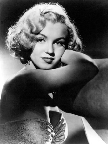 Những bức hình đen trắng độc của “biểu tượng sex” Marilyn Monroe - 22 Những bức hình đen trắng độc của “biểu tượng sex” Marilyn Monroe