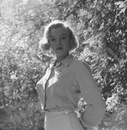 Những bức hình đen trắng độc của “biểu tượng sex” Marilyn Monroe - 6 Những bức hình đen trắng độc của “biểu tượng sex” Marilyn Monroe
