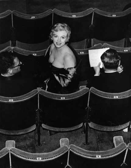 Những bức hình đen trắng độc của “biểu tượng sex” Marilyn Monroe - 10 Những bức hình đen trắng độc của “biểu tượng sex” Marilyn Monroe