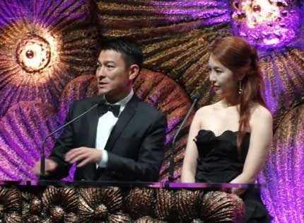 “Thái tử phi” Yoon Eun Hye đẹp đôi bên Lưu Đức Hoa