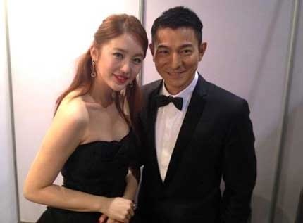 “Thái tử phi” Yoon Eun Hye đẹp đôi bên Lưu Đức Hoa