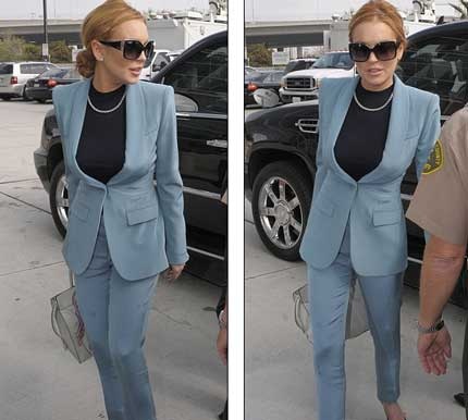 Lindsay Lohan cười tươi vì được “tự do”