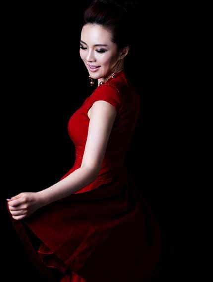 Xôn xao với loạt ảnh “nóng” của người mẫu Trung Quốc