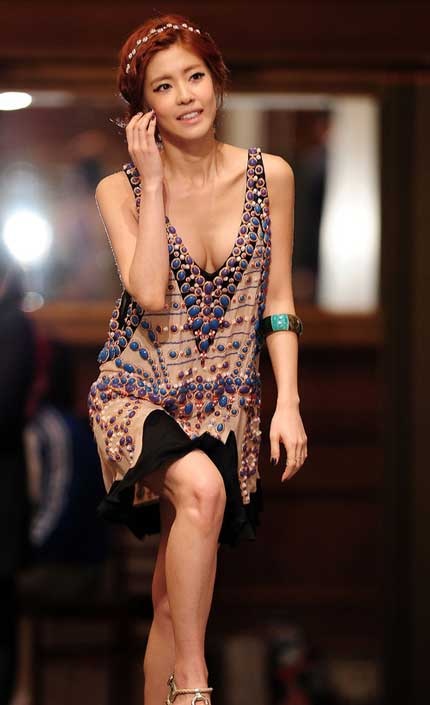 Khám phá phong cách thời trang của sao Hàn