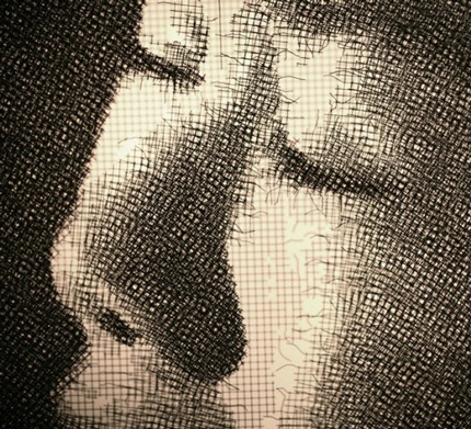 Lạ mắt với những bức chân dung làm từ lưới thép