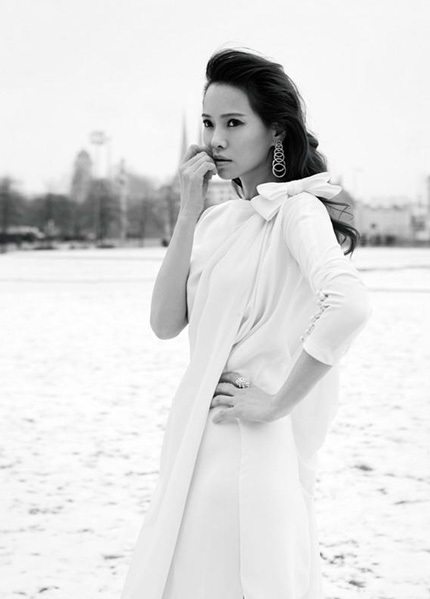 Y Năng Tịnh - Vẻ cuốn hút của mỹ nhân U50