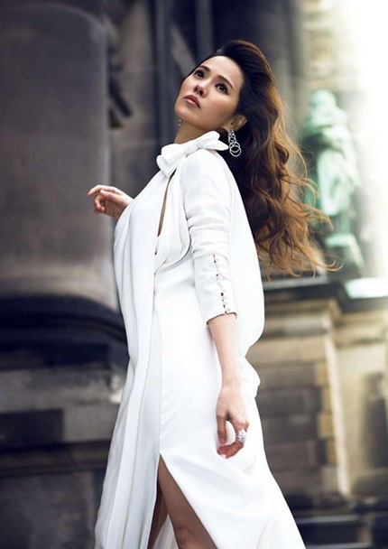 Y Năng Tịnh - Vẻ cuốn hút của mỹ nhân U50