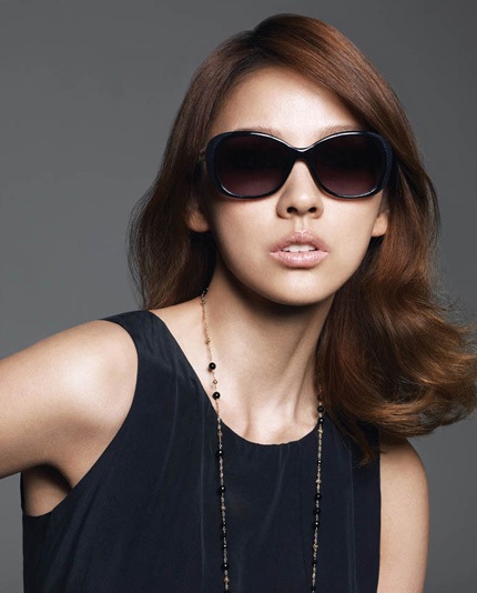 Khám phá thời trang kính mắt của Lee Hyori và Phạm Băng Băng 