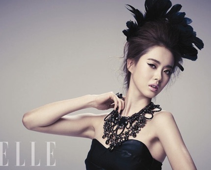 Vẻ đẹp ngọt ngào và cuốn hút mang tên Go Ah Ra