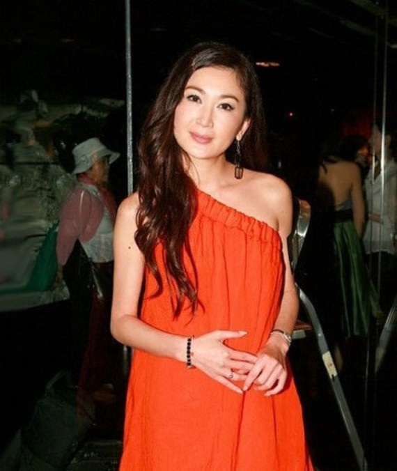 Bí quyết “ăn gian” tuổi của Ôn Bích Hà