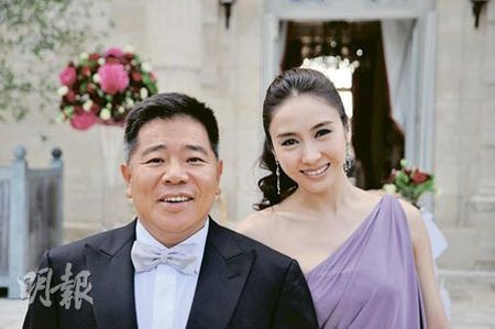 Lê Tư tiếp tục mang bầu