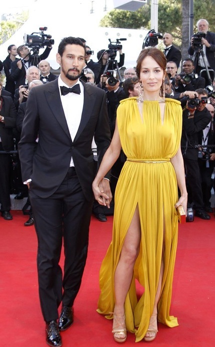 Mỹ nhân mặc gì trong lễ khai mạc LHP Cannes?